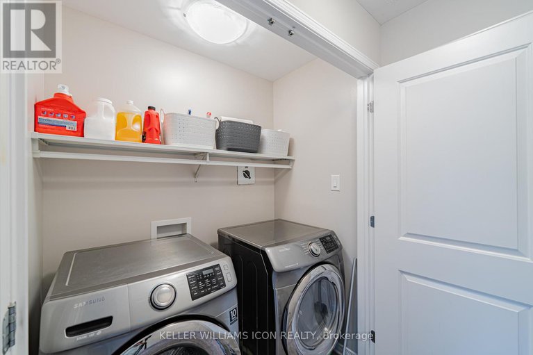 28511828/246-longfields-drive/longfields/ottawa/ontario/K2J5Y7_30