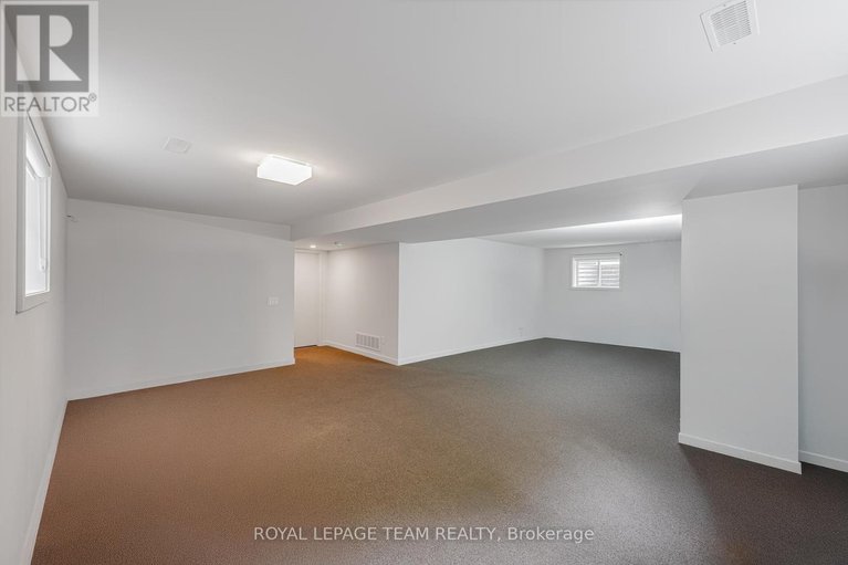28358641/935-atrium-ridge/riverside-southgloucester-glen/ottawa/ontario/K4M0N9_45