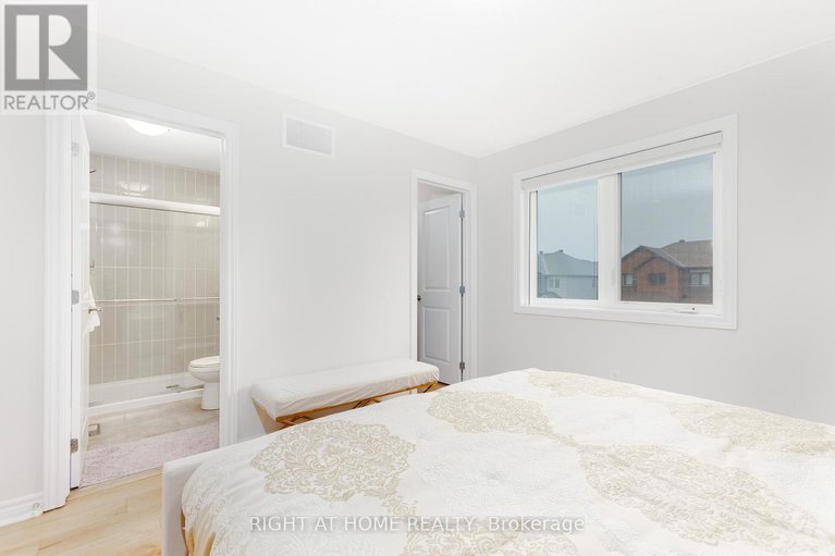 29282719/65-esban-drive/blossom-parkkemp-parkfindlay-creek/ottawa/ontario/K1X0H3_21