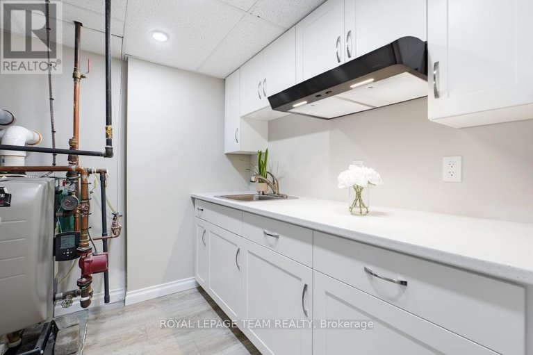 29514787/15-overlake-drive/borden-farmstewart-farmcarleton-heightsparkwood-hills/ottawa/ontario/K2E5V2_30