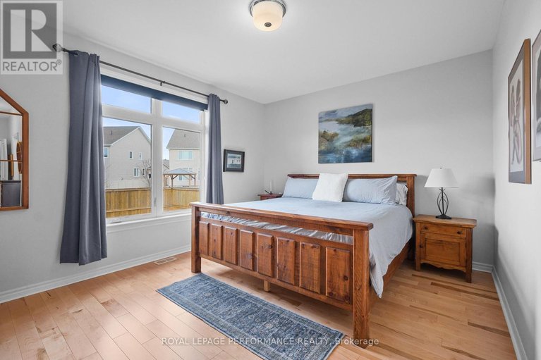 29645046/527-silverbell-crescent/blossom-parkkemp-parkfindlay-creek/ottawa/ontario/K1T0N9_27