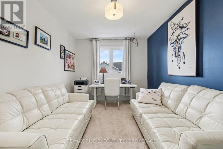 29475656/300c-richelieu-avenue/vanier/ottawa/ontario/K1L6K3_23