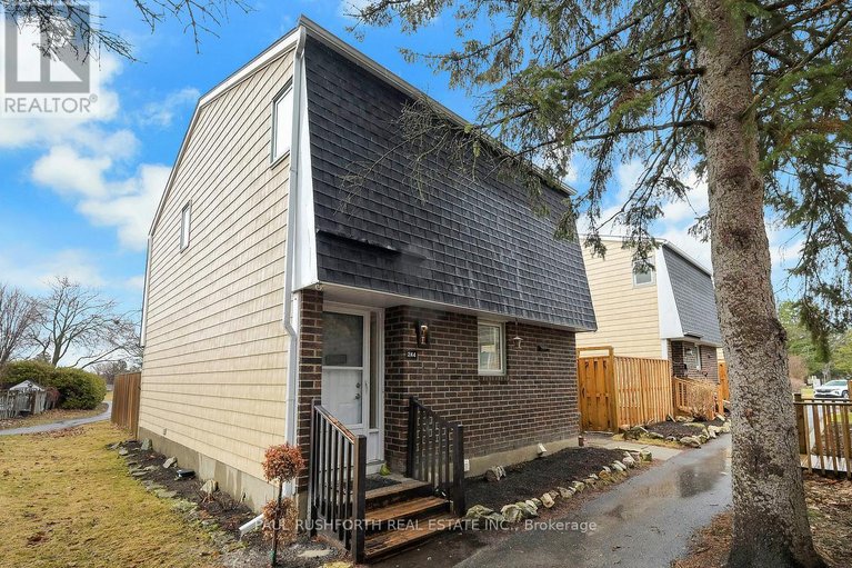 29613824/244-salter-crescent/beaverbrook/ottawa/ontario/K2K1Z2_1