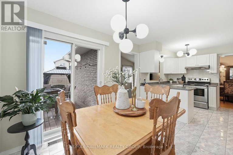 29593387/1144-ambercrest-street/carson-grove/ottawa/ontario/K1J1A9_18