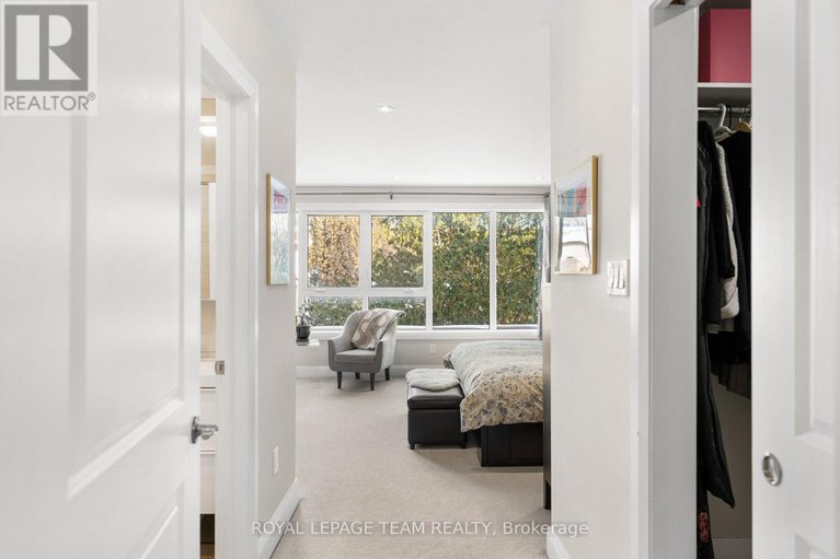 29565915/649-churchill-avenue-n/westborohampton-park/ottawa/ontario/K1Z5G2_20