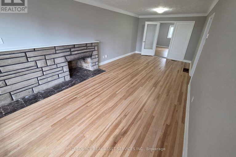 29555442/30-sunnycrest-drive/city-viewskylinefisher-heightsparkwood-hills/ottawa/ontario/K2E5Y2_6