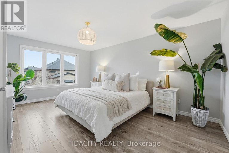 29617148/216-balikun-heights/emerald-meadowstrailwest/ottawa/ontario/K2V0A6_20