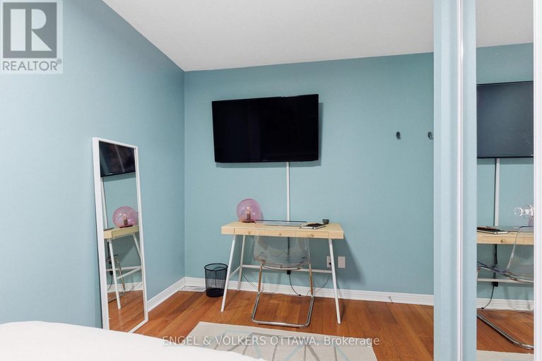 29141947/364-arlington-avenue/west-centre-town/ottawa/ontario/K1R6Z3_15