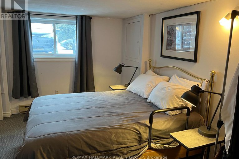 29213611/841-dundee-avenue/queensway-terrace-north/ottawa/ontario/K2B5S8_24