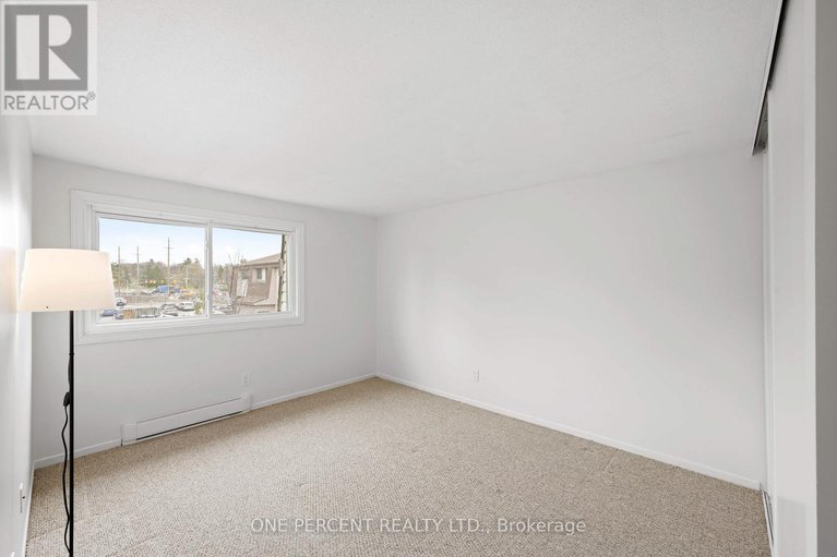 29686738/11-2640-draper-avenue/redwood-park/ottawa/ontario/K2H8V3_17