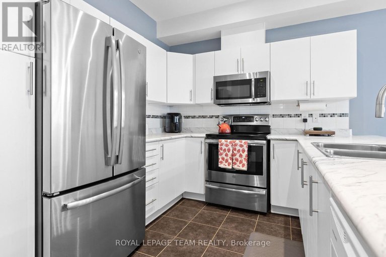28549711/205-overberg-way/emerald-meadowstrailwest/ottawa/ontario/K2S0V7_8