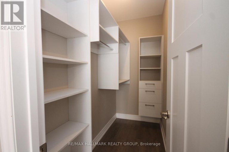 29203056/23-solara-private/clarencerockland-twp/clarence-rockland/ontario/K4K0K9_13