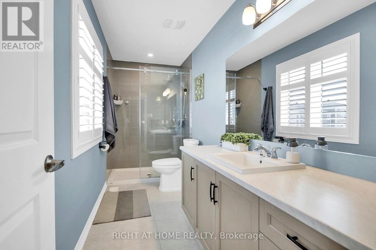28369701/68-pelham-crescent/goulbourn-twp-from-franktown-rdsouth-to-rideau/ottawa/ontario/K0A2Z0_16