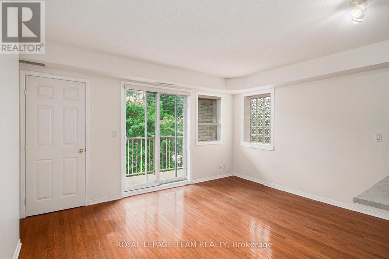 28632770/507-320-centrum-boulevard/bilberry-creekqueenswood-heights/ottawa/ontario/K1E3X9_3