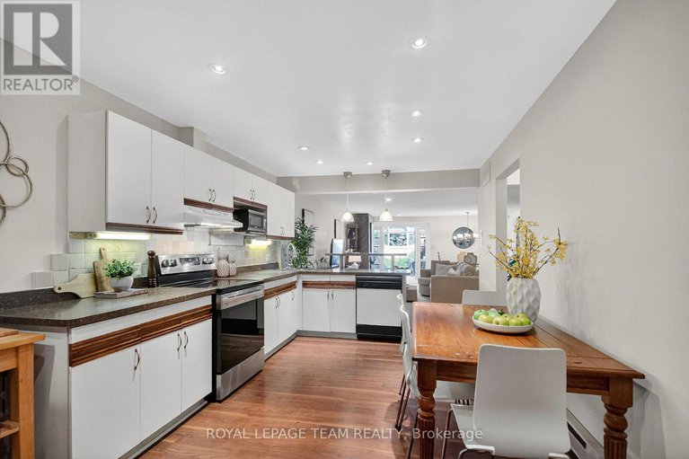 29045610/206-stratas-court/katimavik/ottawa/ontario/K2L3K5_8