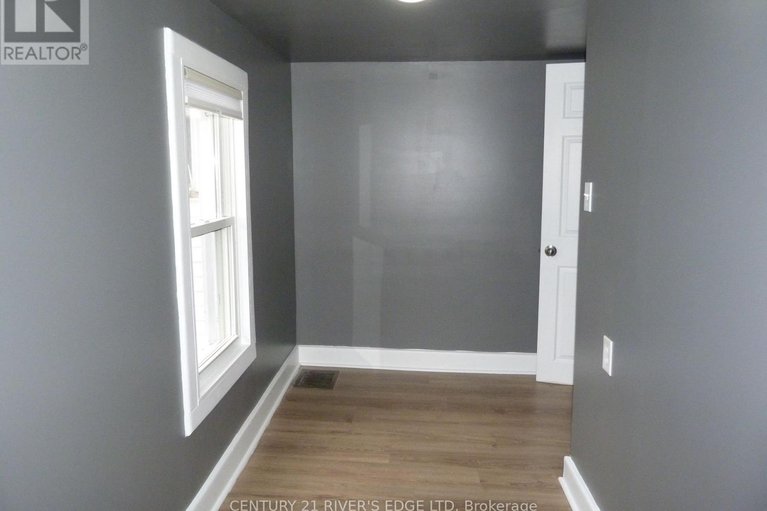 29117947/24-brouse-drive/iroquois/south-dundas/ontario/K0E1K0_22