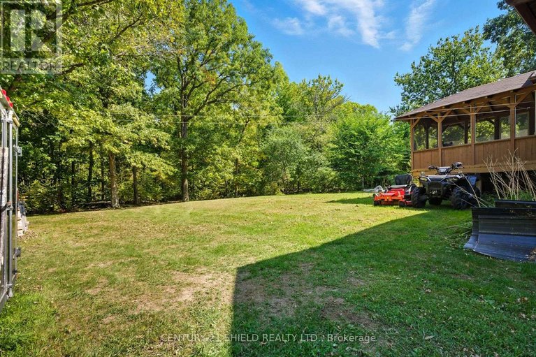 29689160/4555-glen-roy-road/south-glengarry-charlottenburgh-twp/south-glengarry/ontario/K0C1L0_11