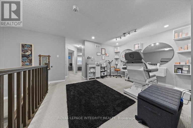 28631882/14-hackney-private/emerald-meadowstrailwest/ottawa/ontario/K2V0K8_30