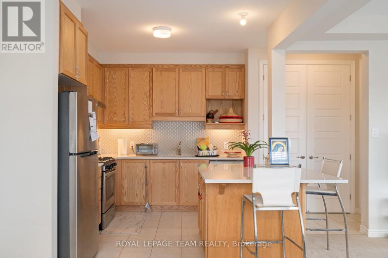 28565820/741-derreen-avenue/stittsville-north/ottawa/ontario/K2S2Y9_14