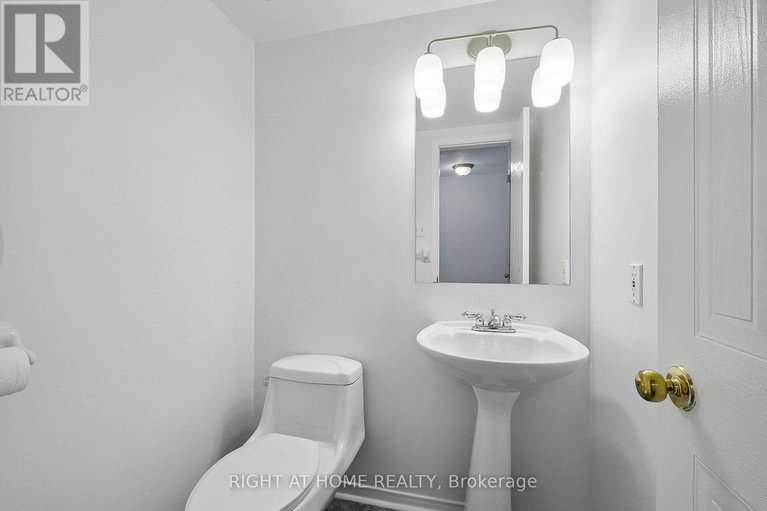 28485638/5119-lerner-way/beacon-hill-south/ottawa/ontario/K1J1B3_39