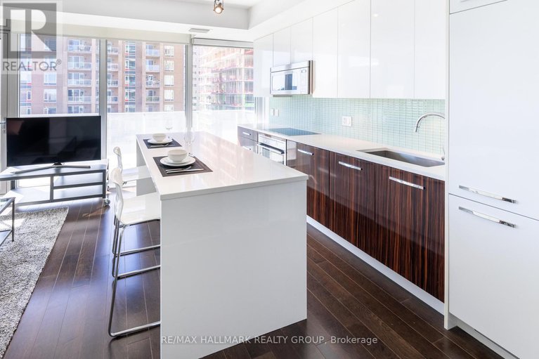 28805303/502-111-champagne-avenue/west-centre-town/ottawa/ontario/K1S5V3_11