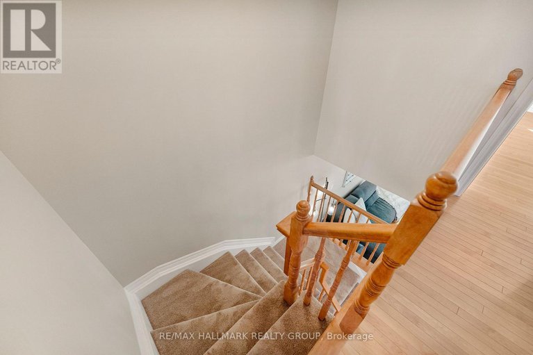 29051360/440-edgeworth-avenue/woodroffe/ottawa/ontario/K2B5L1_21