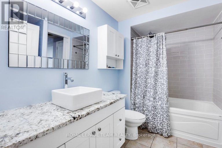 29635217/607-200-besserer-street/sandy-hill/ottawa/ontario/K1N0A7_15