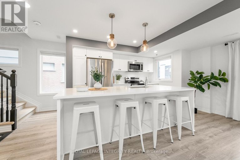 29626135/138-541-takamose-private/cfb-rockcliffe-and-area/ottawa/ontario/K1K5A5_12