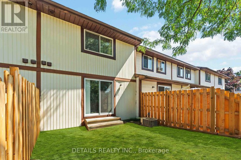 28770609/70-43-stokes-crescent/glencairnhazeldean/ottawa/ontario/K2L2Z5_39