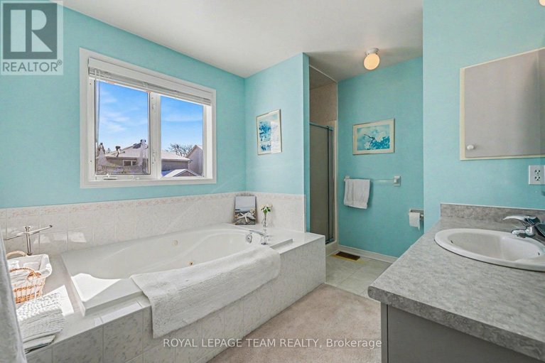 29508813/90-moresby-drive/bridlewood/ottawa/ontario/K2M2J6_21