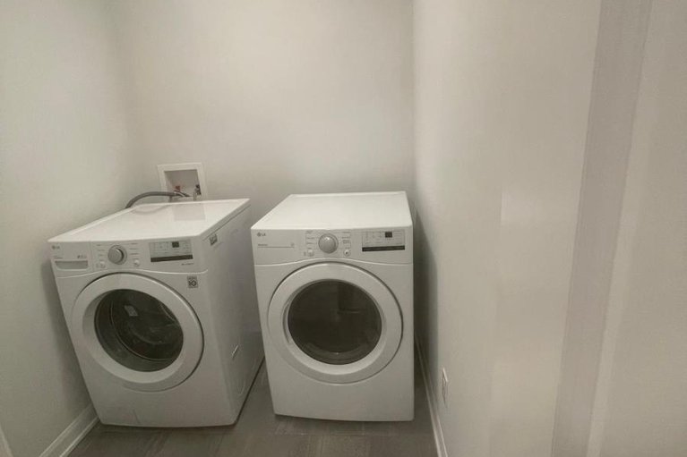 29386902/1075-ballyhale-heights/half-moon-bay/ottawa/ontario/K2J6Y1_31