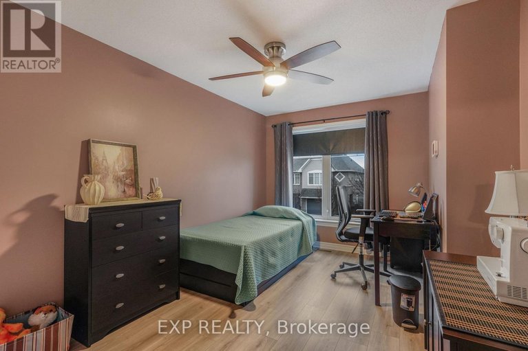 29614404/342-grammond-circle/avalon-west/ottawa/ontario/K4A0W8_18