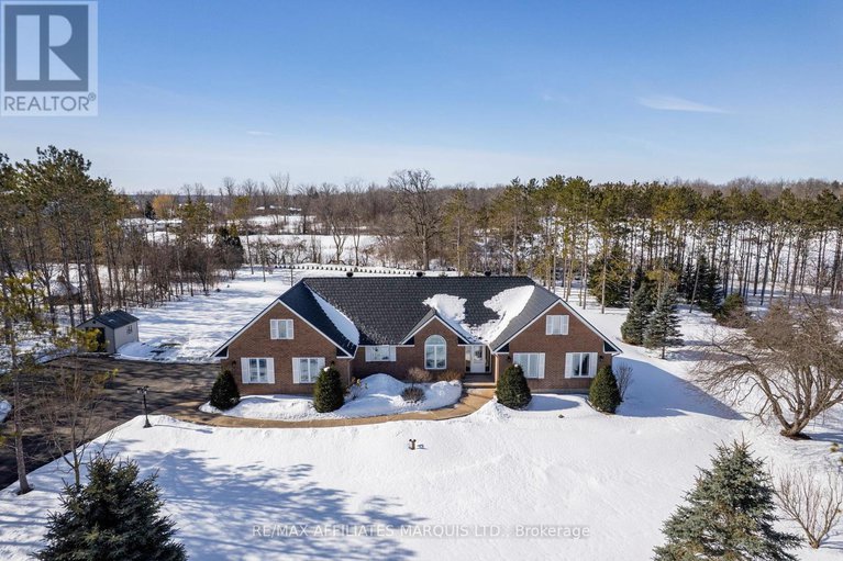 29425027/5650-pinestone-drive/south-glengarry-charlottenburgh-twp/south-glengarry/ontario/K0C2J0_34