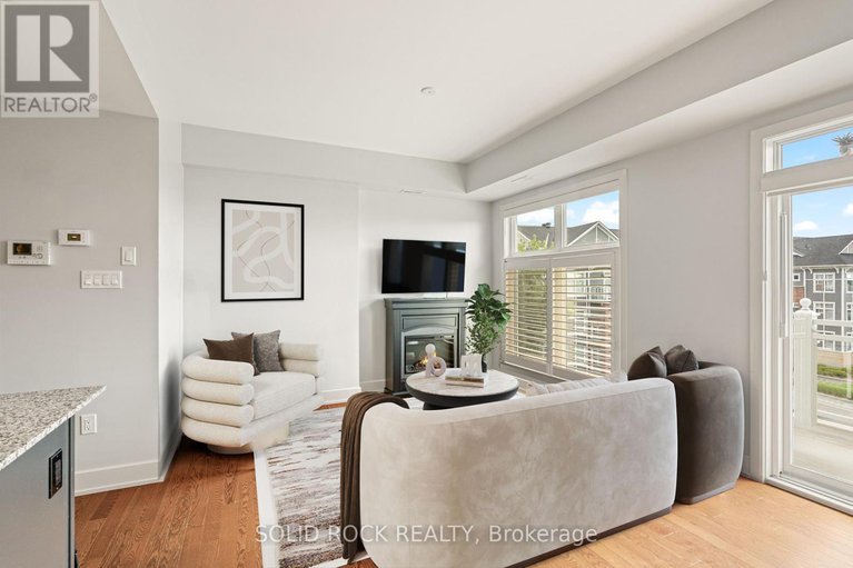 28694497/301-345-elizabeth-cosgrove-private/mer-bleuebradley-estatesanderson-park/ottawa/ontario/K1W0K6_15