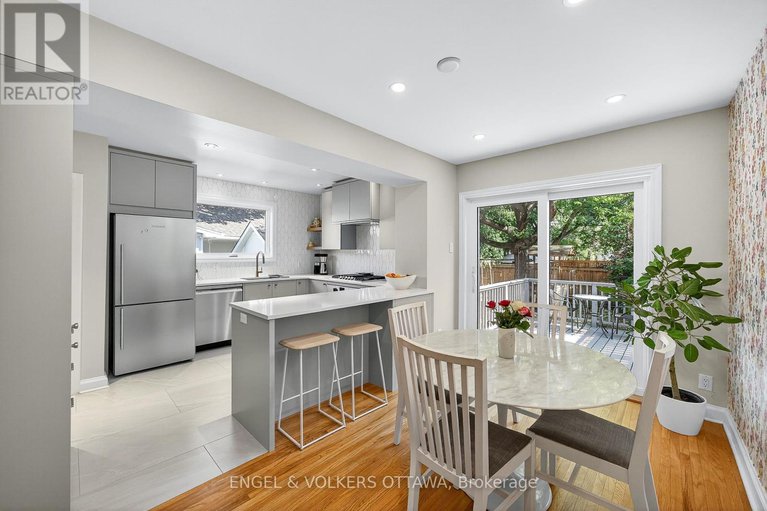 28835292/557-roosevelt-avenue/mckellarhighland/ottawa/ontario/K2A2A2_13
