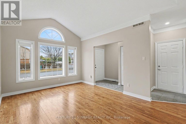 29612747/894-gosnell-terrace/fallingbrookgardenway-south/ottawa/ontario/K4A5C2_16