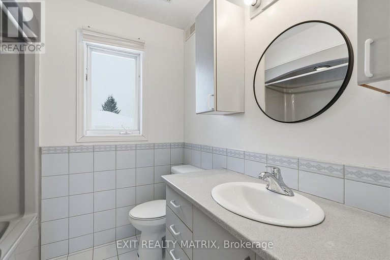 29666796/203-montee-outaouais-road/town-of-rockland/clarence-rockland/ontario/K4K1G2_34