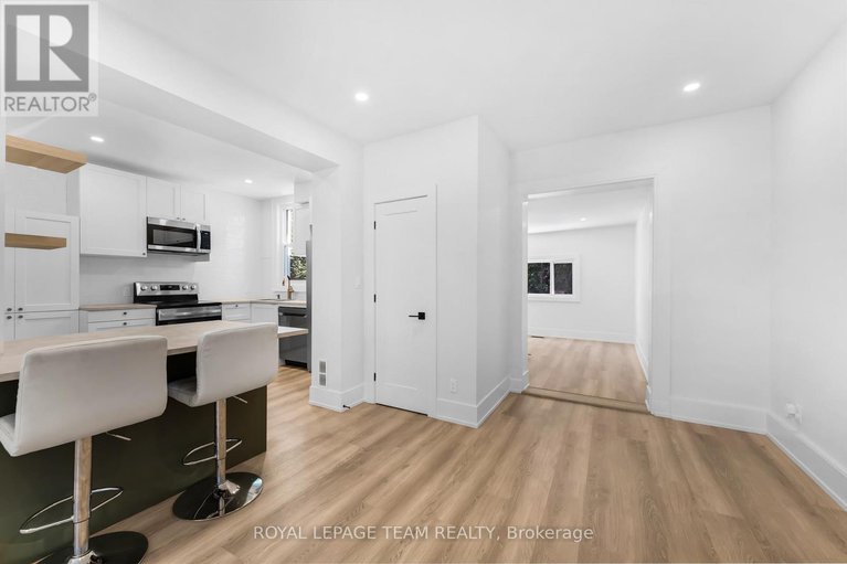 28948436/5-gilchrist-avenue/ottawa-west/ottawa/ontario/K1Y0M7_11