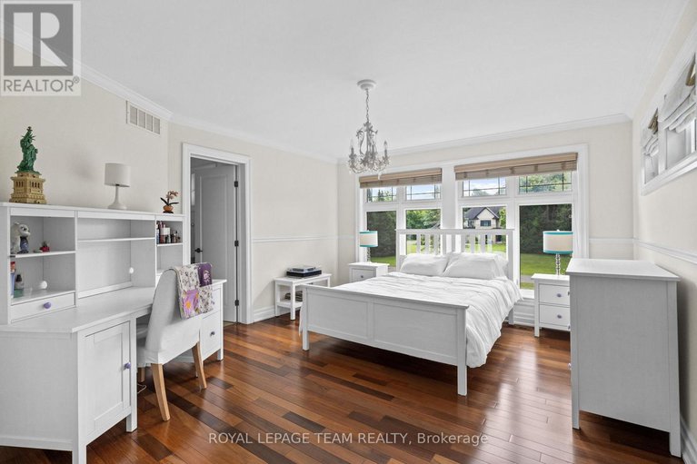 28682471/5811-longhearth-way/manotick-east-to-manotick-station/ottawa/ontario/K4M1M2_31
