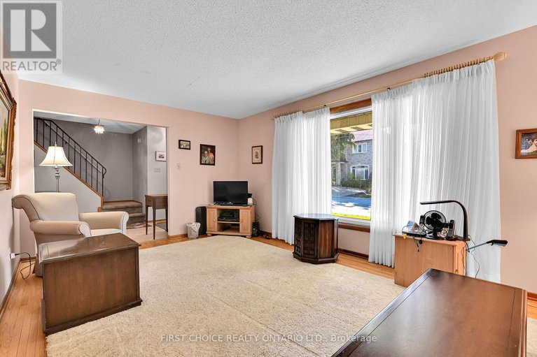 29003190/1577-claymor-avenue/carleton-heights/ottawa/ontario/K2C1T4_9
