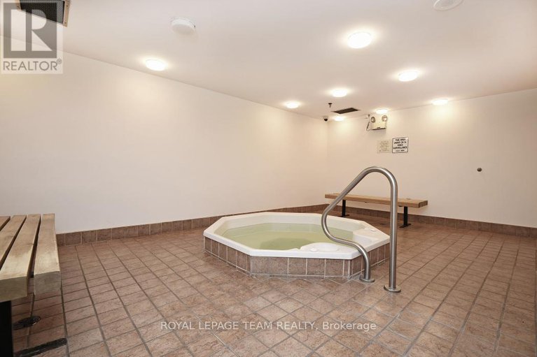 28601231/904-2871-richmond-road/britannia-heights/ottawa/ontario/K2B8M5_26