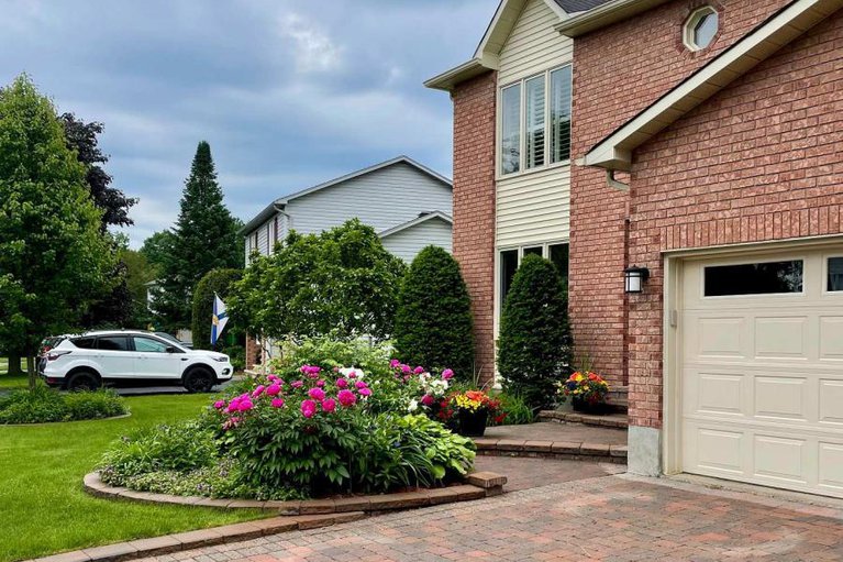 29404240/216-macdougall-street/village-of-russell/russell/ontario/K4R1A5_35