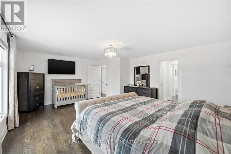 29225784/1082-docteur-corbeil-boulevard/town-of-rockland/clarence-rockland/ontario/K4K0E9_22