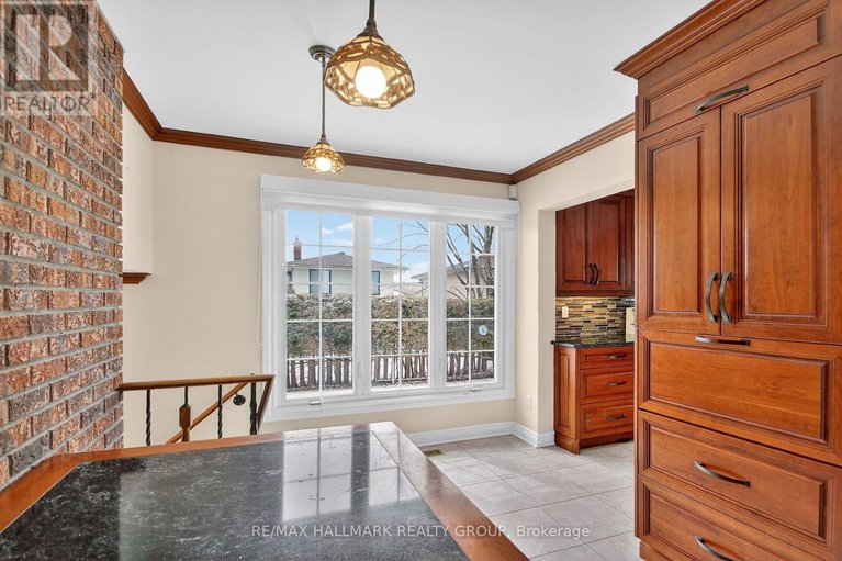 29582128/1050-plante-drive/hunt-clubwestern-community/ottawa/ontario/K1V9E6_18