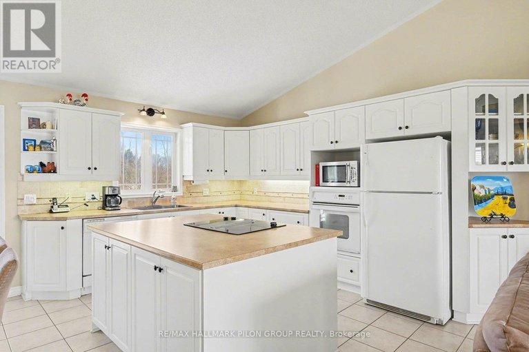 29666147/5029-canaan-road/clarencerockland-twp/clarence-rockland/ontario/K0A2A0_6