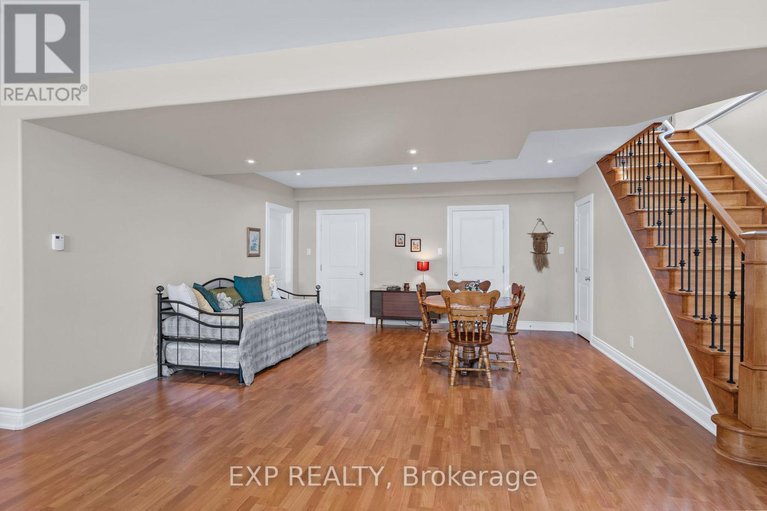 28552096/5940-brophy-drive/south-of-fallowfield-road/ottawa/ontario/K0A2Z0_38