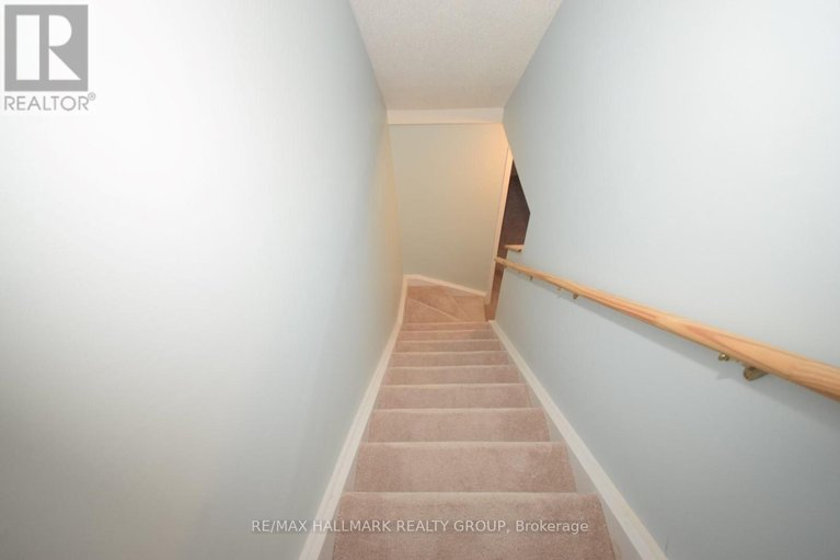28292067/214-alvin-road/manor-park/ottawa/ontario/K1K2V1_12