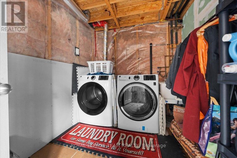 29626575/79-saddlesmith-circle/emerald-meadowstrailwest/ottawa/ontario/K2M2Y5_39