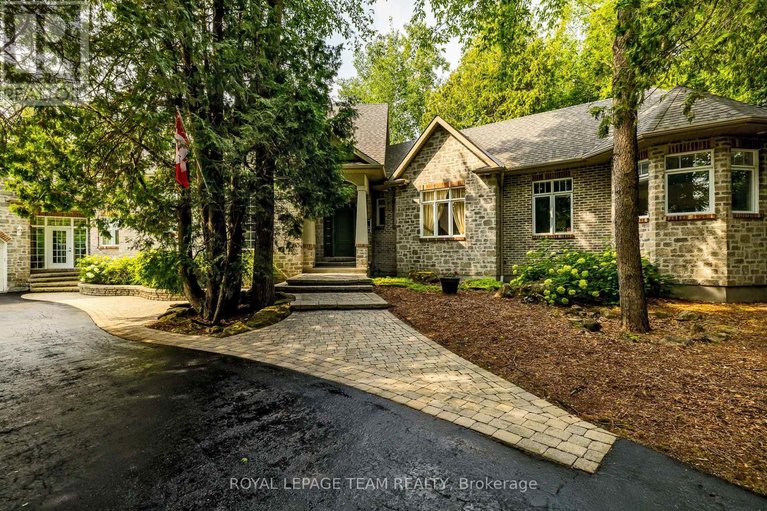 29638878/6196-deermeadow-drive/greely/ottawa/ontario/K4P1M9_4