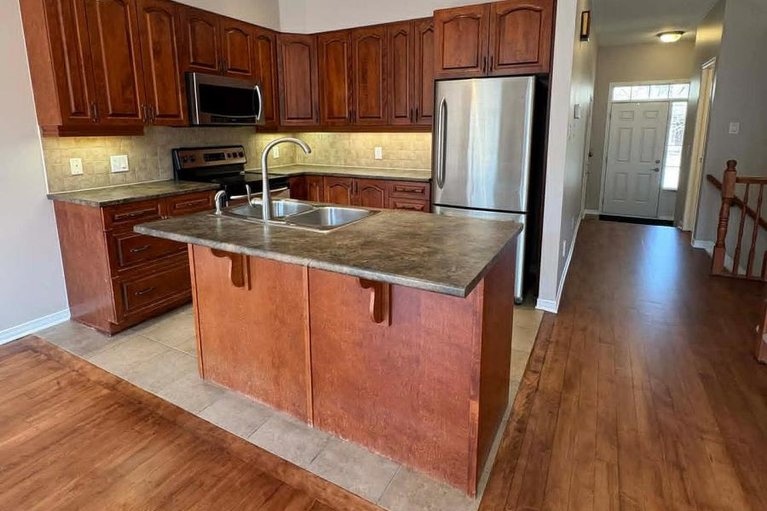 29639074/756-nakina-way/riverside-southgloucester-glen/ottawa/ontario/K1V2J1_10